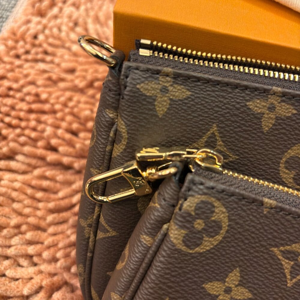 LOUIS VUITTON cowhide crossbody shoulder bag - Picture 5 of 10